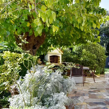 Relaxing Retreat With Terrace Appartamento *